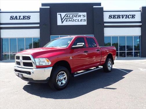 2017 RAM 2500 Tradesman Crew Cab 4x4 6'4' Box