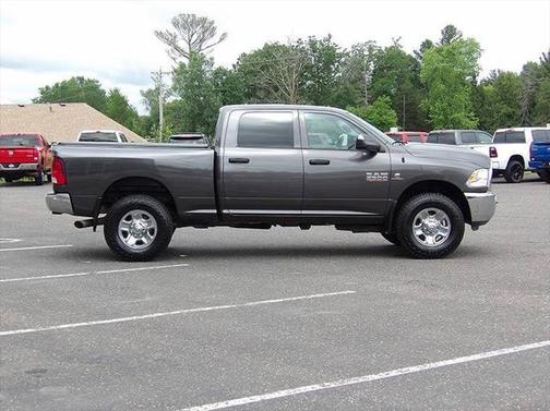2018 RAM 2500 Tradesman Crew Cab 4x4 6'4' Box