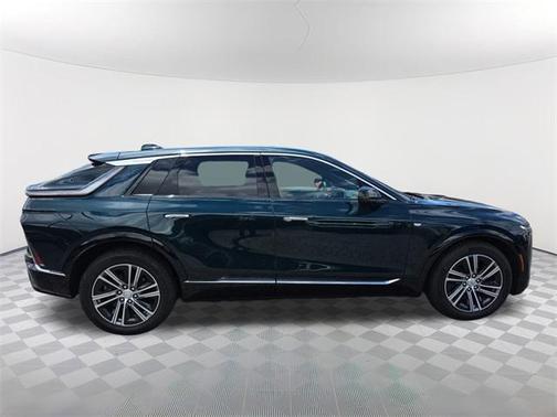 2024 Cadillac LYRIQ Luxury w/1SC
