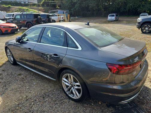2022 Audi A4 45 S line Premium Plus