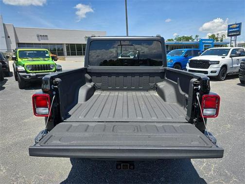 2022 Jeep Gladiator Willys 4x4