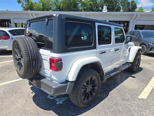 2022 Jeep Wrangler Unlimited 4xe Sahara
