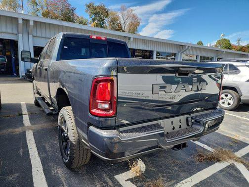 2026 RAM 2500 Black Express Crew Cab 4x4 6'4' Box