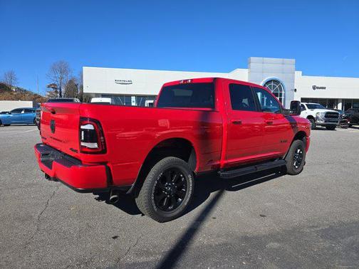 2024 RAM 2500 Big Horn Crew Cab 4x4 6'4' Box