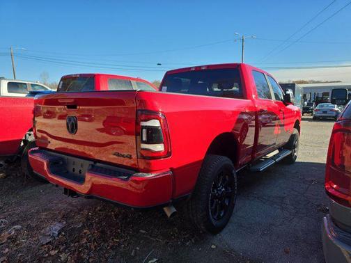 2024 RAM 2500 Big Horn Crew Cab 4x4 6'4' Box