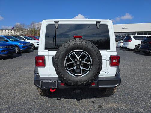 2025 Jeep Wrangler Rubicon