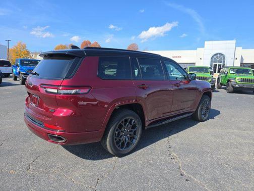 2025 Jeep Grand Cherokee L Summit Reserve