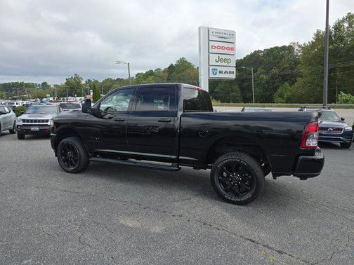 2024 RAM 2500 Big Horn Crew Cab 4x4 6'4' Box