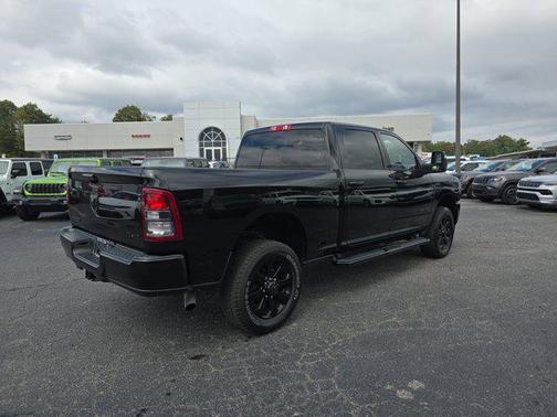 2024 RAM 2500 Big Horn Crew Cab 4x4 6'4' Box