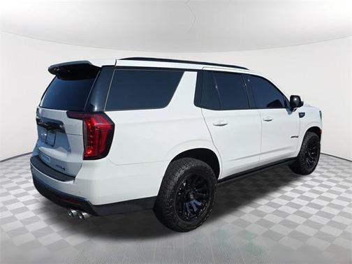 2022 GMC Yukon 4WD AT4