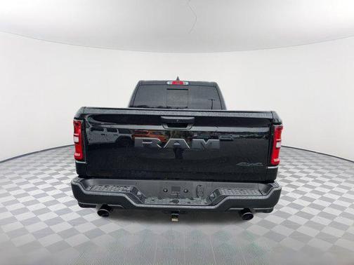 2025 RAM 1500 Warlock Crew Cab 4x4 5'7' Box