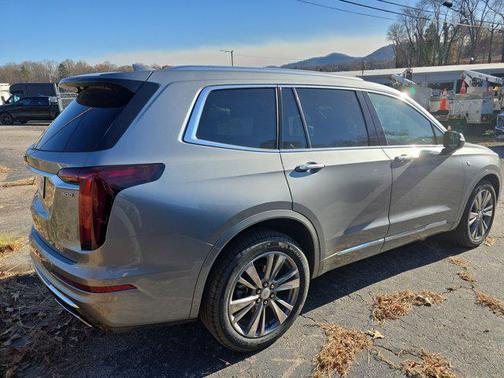 2025 Cadillac XT6 Premium Luxury AWD