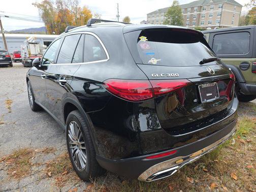2024 Mercedes-Benz GLC 300 4MATIC