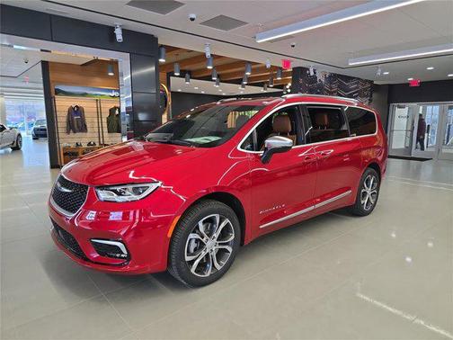 2026 Chrysler Pacifica L