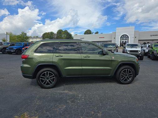 2019 Jeep Grand Cherokee Trailhawk