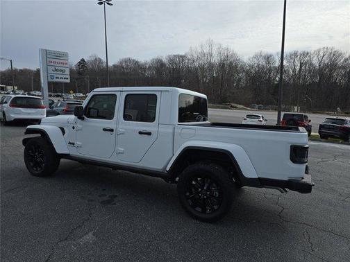2025 Jeep Gladiator Nighthawk