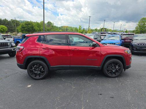 2025 Jeep Compass Latitude