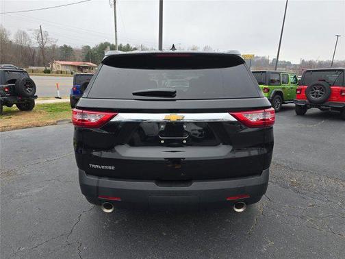 2021 Chevrolet Traverse LS