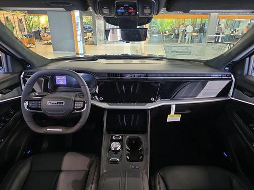2025 Jeep Wagoneer S Launch Edition