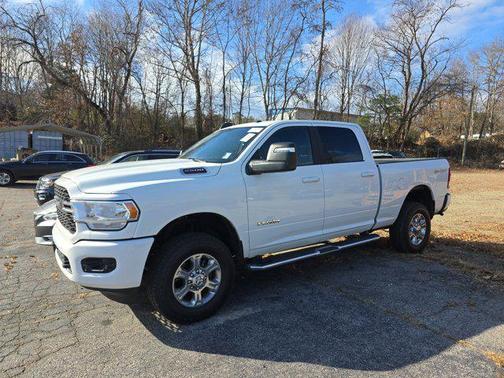 2024 RAM 2500 Big Horn Crew Cab 4x4 6'4' Box