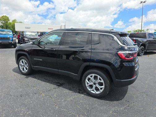 2025 Jeep Compass Sport