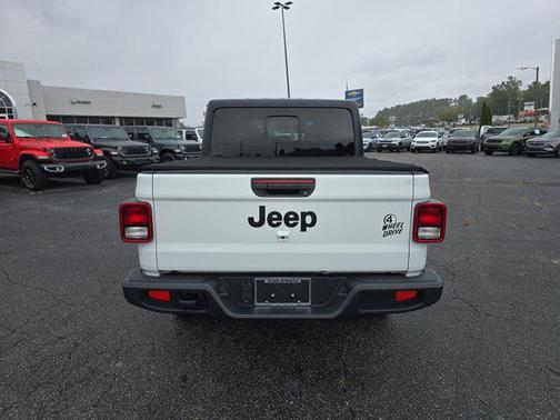 2021 Jeep Gladiator Willys 4x4