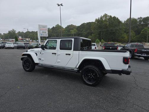 2021 Jeep Gladiator Willys 4x4