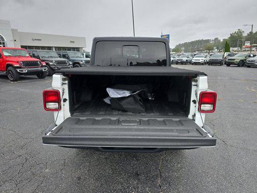 2021 Jeep Gladiator Willys 4x4