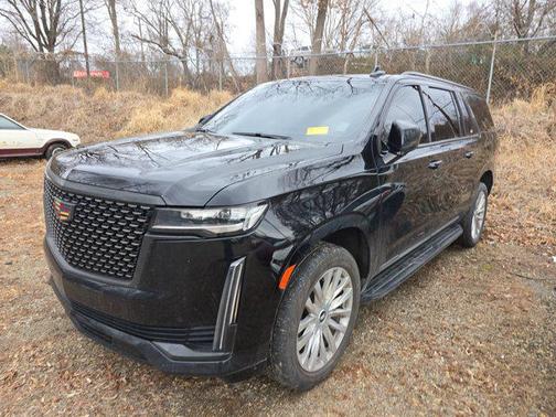 2023 Cadillac Escalade ESV Luxury