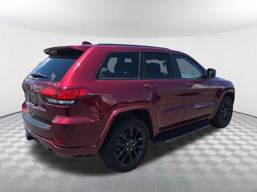 2021 Jeep Grand Cherokee Laredo