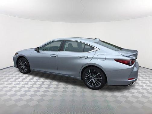 2023 Lexus ES 350 Base