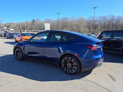 2022 Tesla Model Y Performance Dual Motor All-Wheel Drive