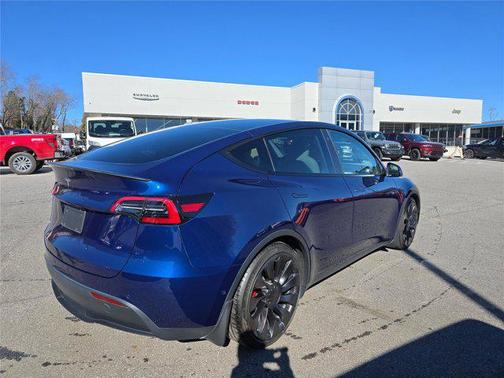 2022 Tesla Model Y Performance Dual Motor All-Wheel Drive