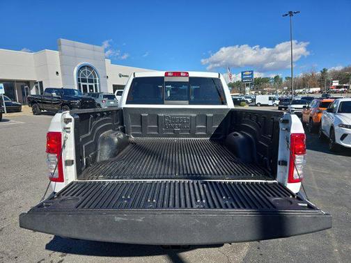 2021 RAM 2500 Tradesman Crew Cab 4x4 6'4' Box