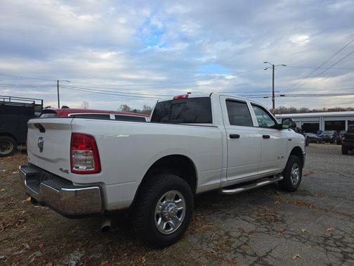 2021 RAM 2500 Tradesman Crew Cab 4x4 6'4' Box
