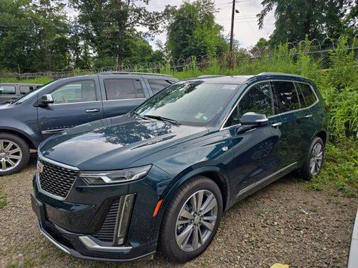 2025 Cadillac XT6 Premium Luxury AWD