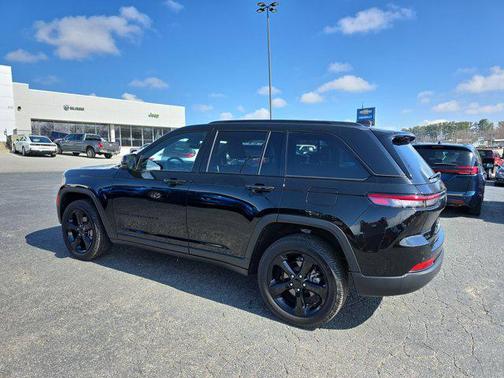 2023 Jeep Grand Cherokee Altitude