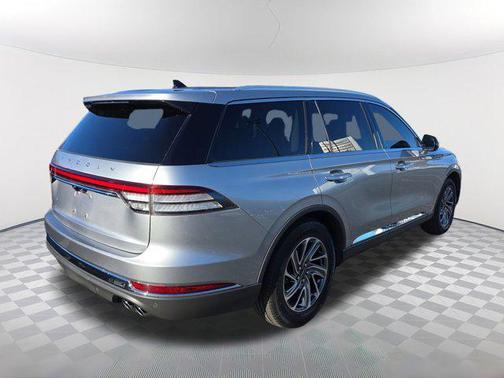 2021 Lincoln Aviator Standard AWD