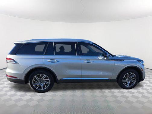 2021 Lincoln Aviator Standard AWD