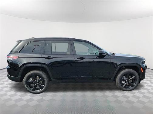 2025 Jeep Grand Cherokee Limited X
