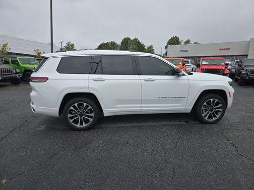 2021 Jeep Grand Cherokee L Overland