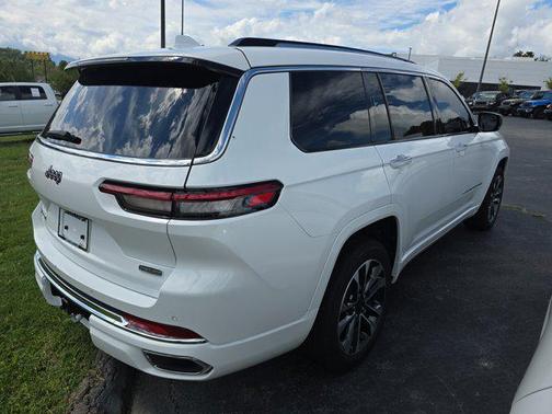 2021 Jeep Grand Cherokee L Overland