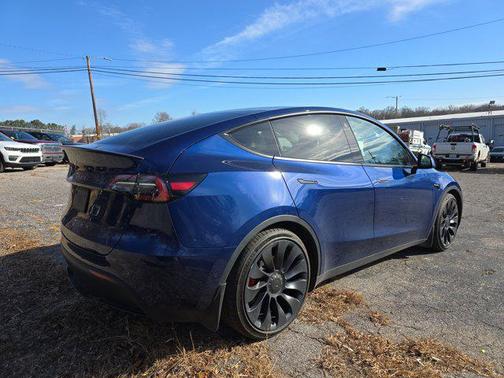2022 Tesla Model Y Performance Dual Motor All-Wheel Drive