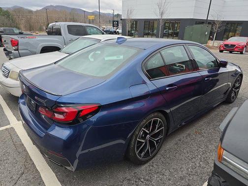 2023 BMW M550 i Xdrive