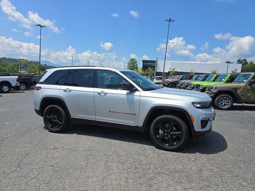 2025 Jeep Grand Cherokee Limited X