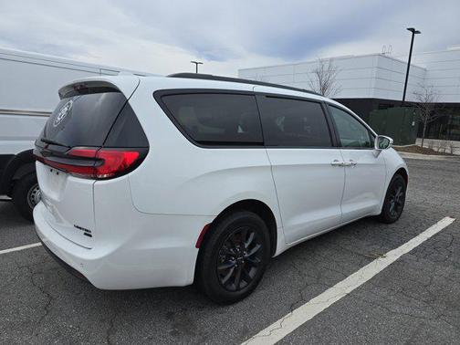 2021 Chrysler Pacifica Limited