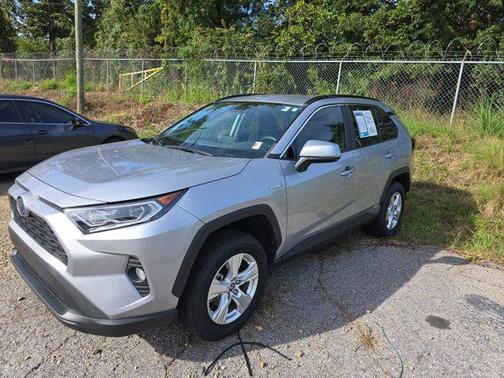 2021 Toyota RAV4 Hybrid XLE