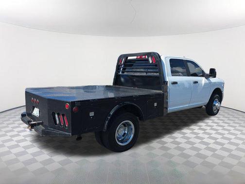 2023 RAM 3500 Big Horn Crew Cab 4x4 8' Box