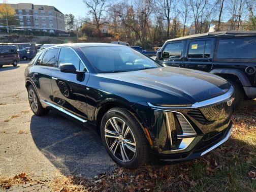 2025 Cadillac LYRIQ Luxury