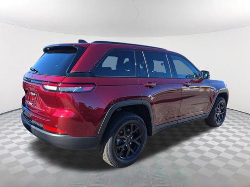 2024 Jeep Grand Cherokee Altitude